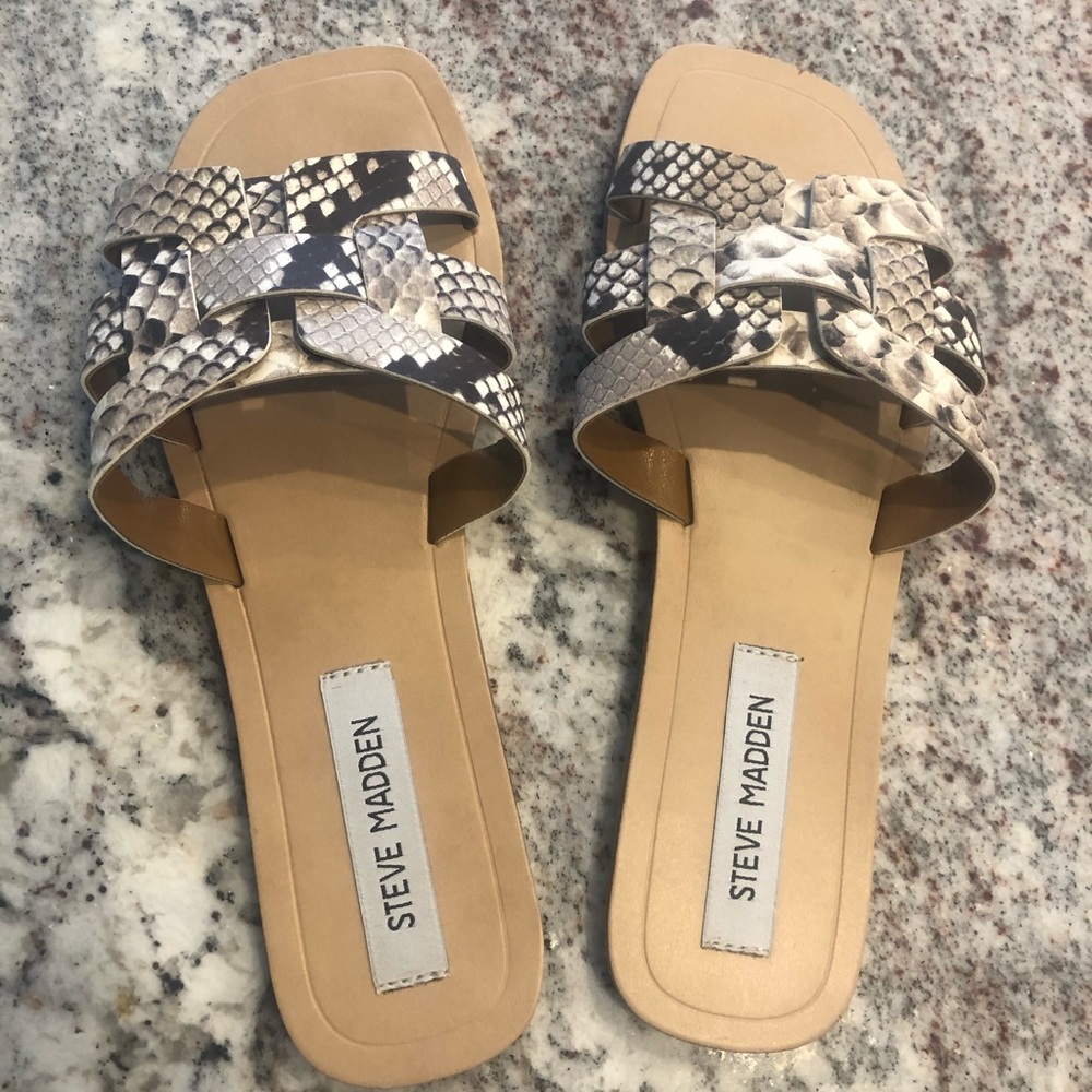 Steve Madden sandals